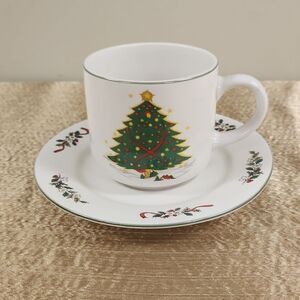 Panstone Christmas Cup and Saucer Set